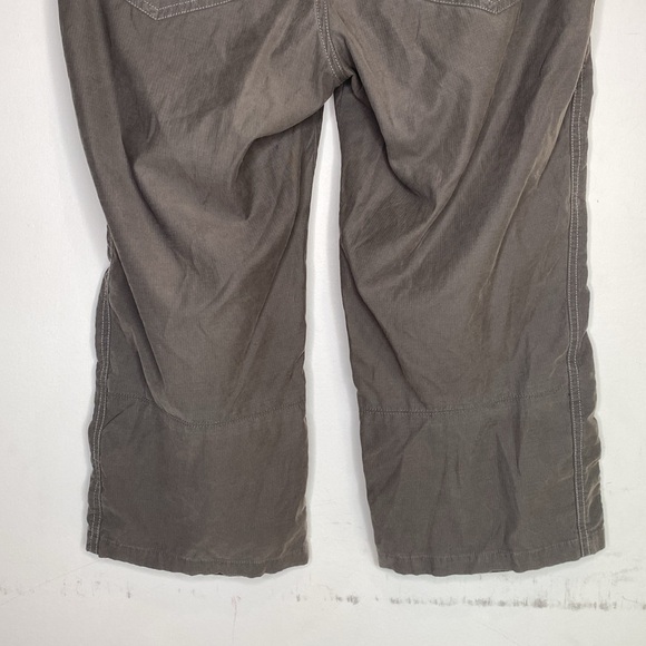 Kuhl Grey Hiking Capris: Size 8 - Picture 6 of 8
